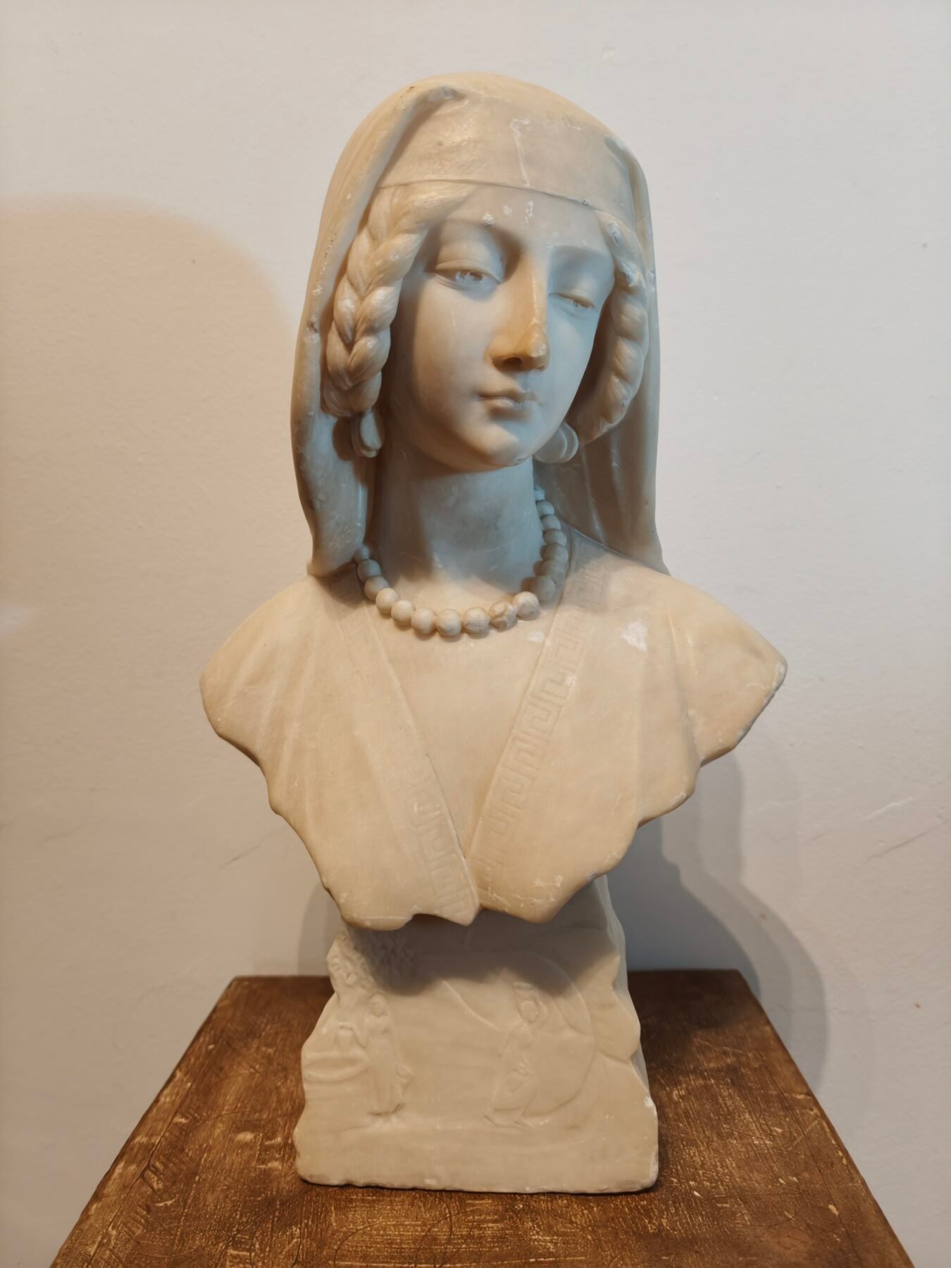 Busto idealizado de dama renacentista toscana