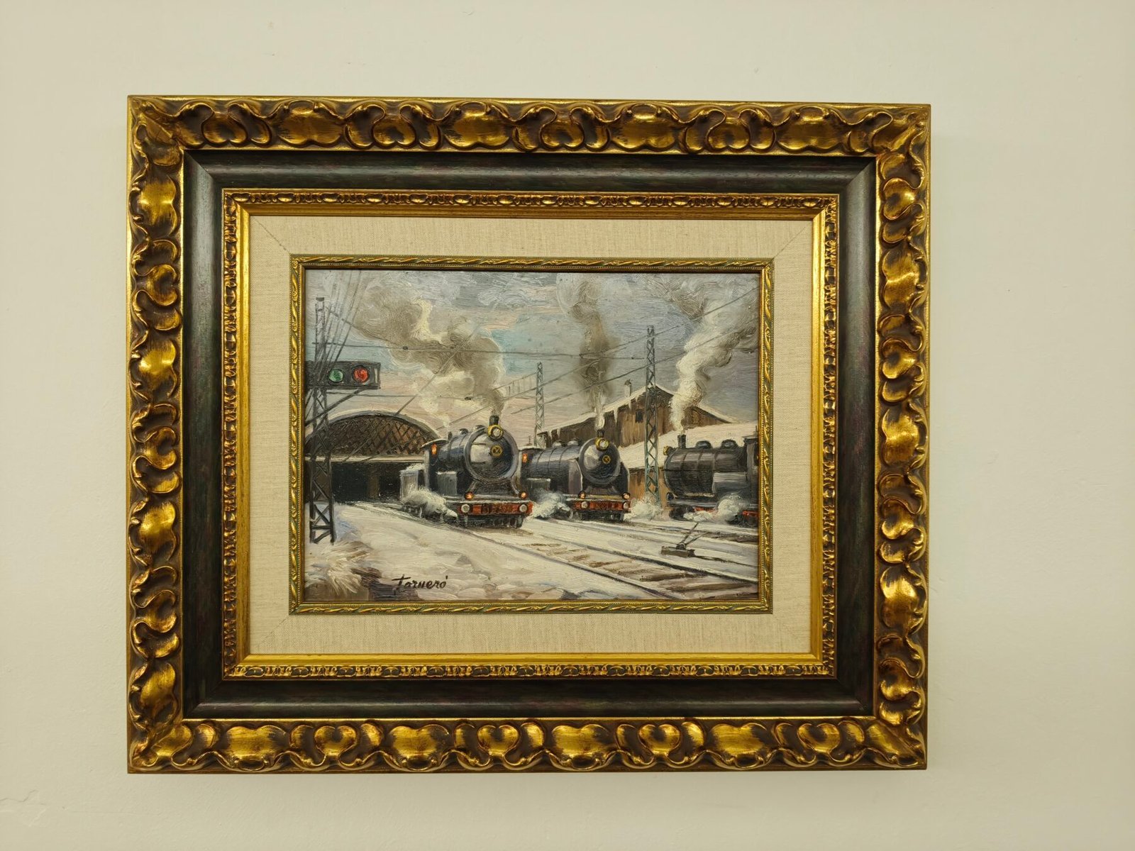 Estación de tren bajo la nieve